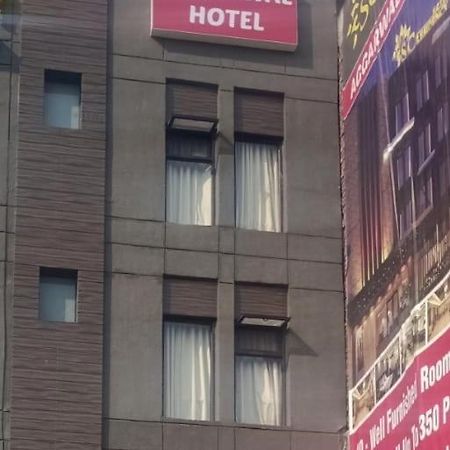 Hotel S C Residency Zirakpur Екстер'єр фото
