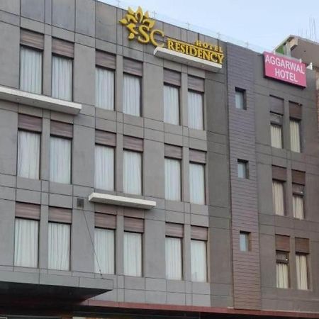 Hotel S C Residency Zirakpur Екстер'єр фото