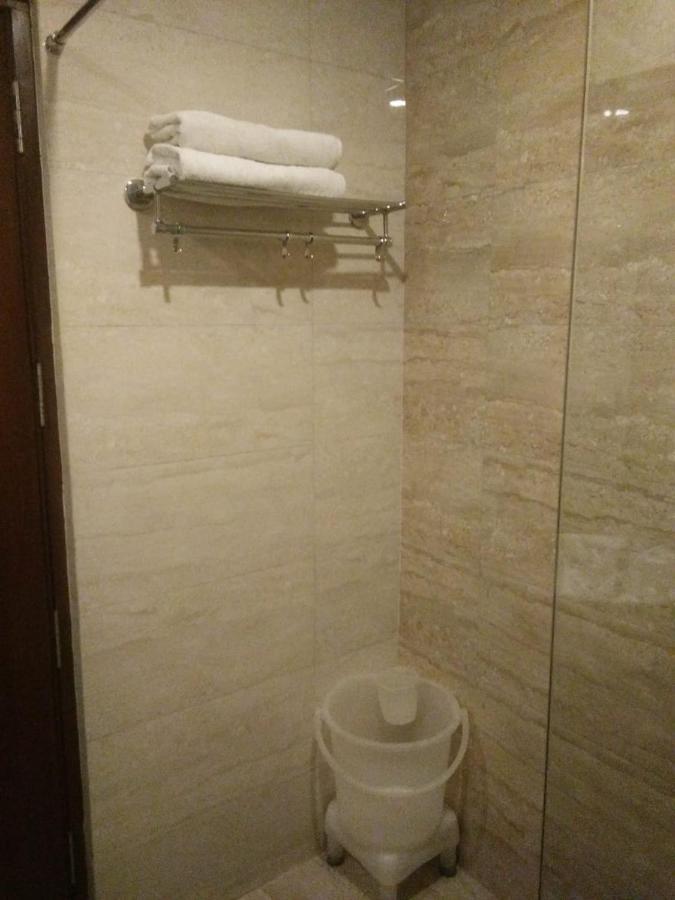 Hotel S C Residency Zirakpur Екстер'єр фото